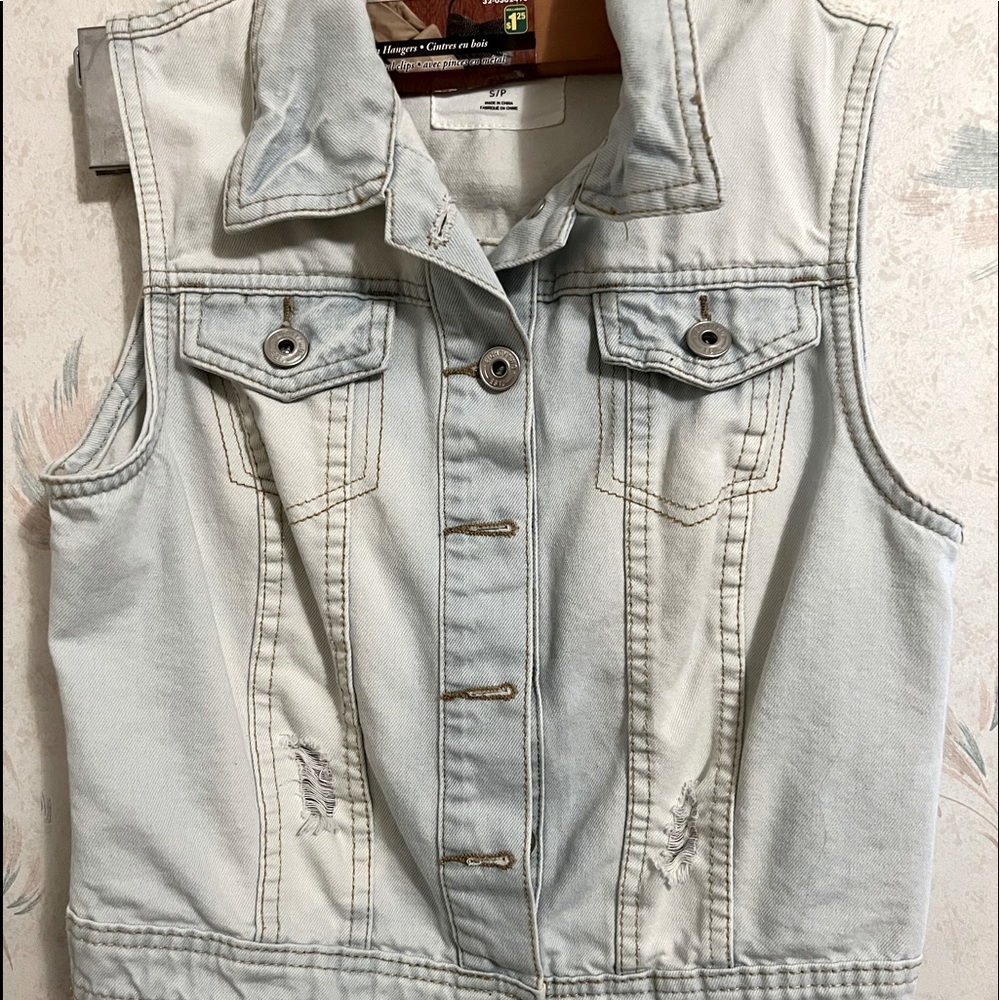EightyTwo Denim Distressed Vest.